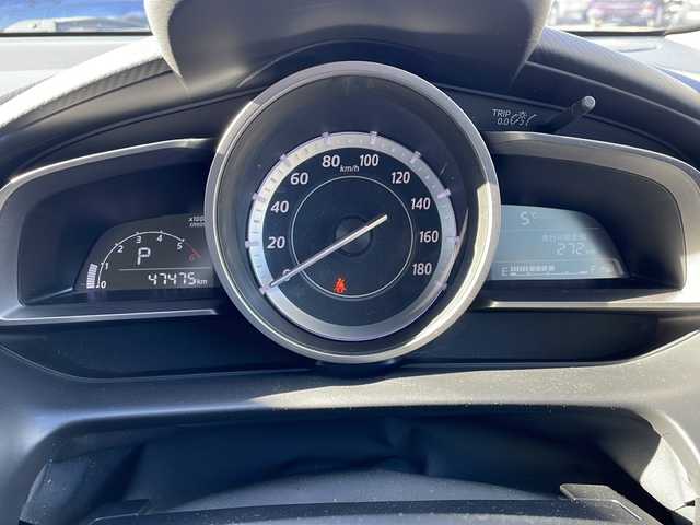 マツダ デミオ XD 道東・釧路十勝 2015(平27)年 4.8万km ジェットブラックマイカ ・４WD/・純正SDメモリナビ/（フルセグ FFM AM BT CD DVD)/・バックカメラ/・MT付きAT/・ヘッドライトレベライザー/・ドアバイザー/・電動格納ミラー/・ウィンカーミラー/・横すべり防止機能/・ステアリングスイッチ/・夏タイヤ積込/（185/65/R15　2015年製造）