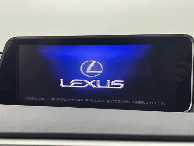 レクサス ＲＸ 200t Fスポーツ 埼玉県 2017(平29)年 3.4万km ホワイトノーヴァガラスフレーク 赤革　３眼ＬＥＤ　　Ｂカメラ　ＢＳＭ　ＨＵＤ　Ｅ　シートヒーター　エアシート　ＢＳＭ　ビルトインＥＴＣ２．０　前後ドライブレコーダー　パワーシート　電動バックドア　追従走行　ＢＴ　衝突軽減　