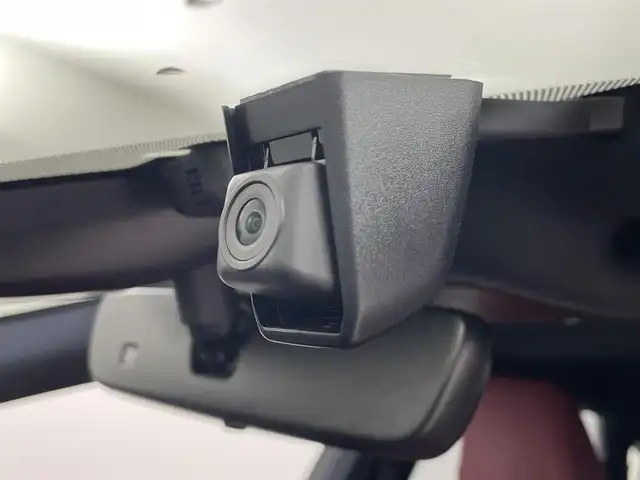 レクサス ＲＸ 200t Fスポーツ 埼玉県 2017(平29)年 3.4万km ホワイトノーヴァガラスフレーク 赤革　３眼ＬＥＤ　　Ｂカメラ　ＢＳＭ　ＨＵＤ　Ｅ　シートヒーター　エアシート　ＢＳＭ　ビルトインＥＴＣ２．０　前後ドライブレコーダー　パワーシート　電動バックドア　追従走行　ＢＴ　衝突軽減　