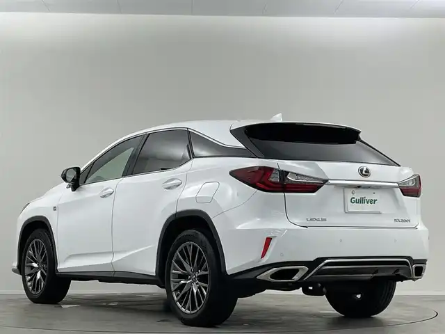 レクサス ＲＸ 200t Fスポーツ 埼玉県 2017(平29)年 3.4万km ホワイトノーヴァガラスフレーク 赤革　３眼ＬＥＤ　　Ｂカメラ　ＢＳＭ　ＨＵＤ　Ｅ　シートヒーター　エアシート　ＢＳＭ　ビルトインＥＴＣ２．０　前後ドライブレコーダー　パワーシート　電動バックドア　追従走行　ＢＴ　衝突軽減　