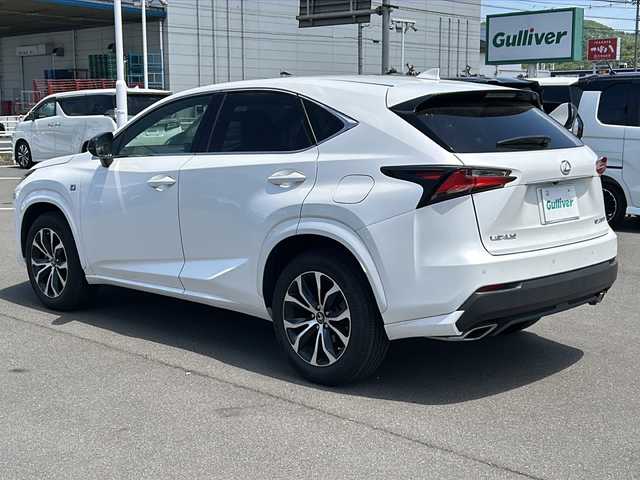 レクサス ＮＸ 200t Fスポーツ 岡山県 2014(平26)年 6.5万km ソニッククォーツ 純正ナビ　ＢＴ／ＣＤ／ＤＶＤ／フルセグ　バックカメラ　サンルーフ　黒革シート　エアシート　シートヒーター　ステアリングヒーター　シートメモリー　パワーシート　前後コーナーセンサー　デフロック　フォグ