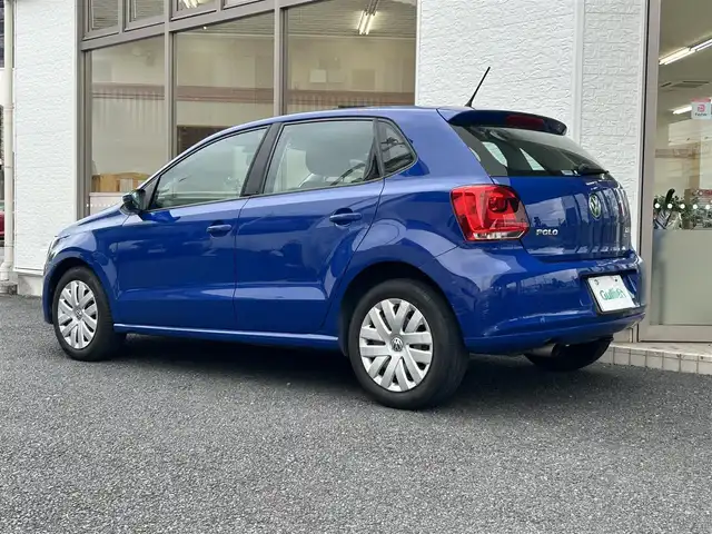 フォルクスワーゲン ポロ TSIコンフォートL BMテクノ 神奈川県 2012(平24)年 8.3万km シーブルー 純正カーオーディオ(CD/AUX)/ワンオーナー/ETC/アイドリングストップ/電動格納ミラー/横滑り防止機能/保証書/取扱説明書