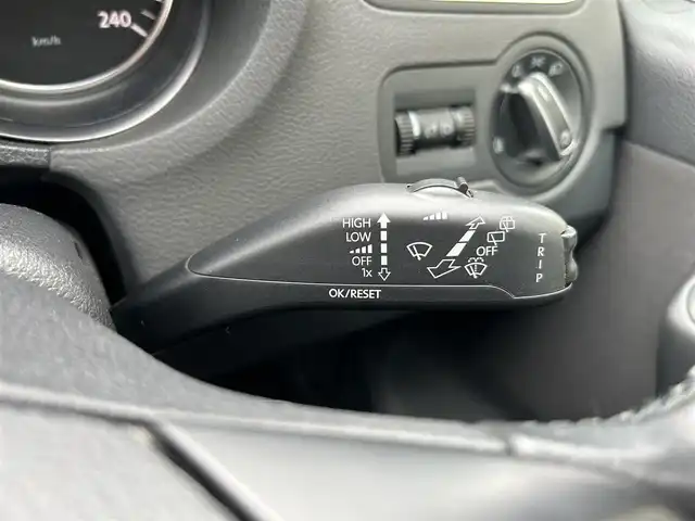フォルクスワーゲン ポロ TSIコンフォートL BMテクノ 神奈川県 2012(平24)年 8.3万km シーブルー 純正カーオーディオ(CD/AUX)/ワンオーナー/ETC/アイドリングストップ/電動格納ミラー/横滑り防止機能/保証書/取扱説明書