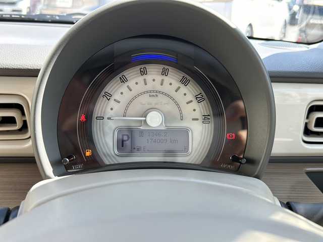 スズキ ラパン X 鳥取県 2015(平27)年 17.3万km フォーンベージュメタリック/ホワイト2トーンルーフ スマートキー/全方位カメラ/プリクラッシュ/レーンデパーチャー/メーカーナビゲーション/フルセグ・Bluetooth/木目調インテリアパネル/シートヒーター/バイキセノン/オートライト/オートワイパー/革巻ハンドル/オートリトラクト/保証書・取説