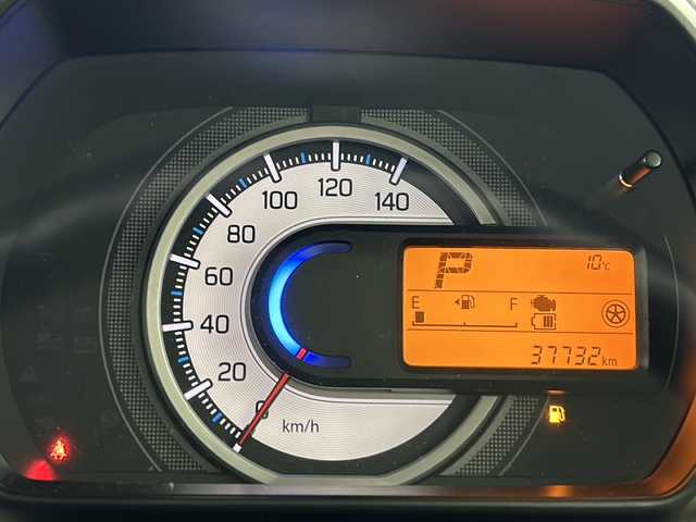 スズキ スペーシア HYBRID X 宮城県 2018(平30)年 3.8万km ピュアホワイトパール/ブラック2トーン 純正SDナビ/・BT接続/フルセグTV/・USB入力/AM/FM/両側パワースライドドア/デュアルセンサーブレーキサポート/運転席・助手席・サイドエアバッグ/ヘッドライトレベライザー/純正フロアマット/車外バックカメラ/運転席シートヒーター/後席バイザー/ルーフレール/後方クリアランスソナー