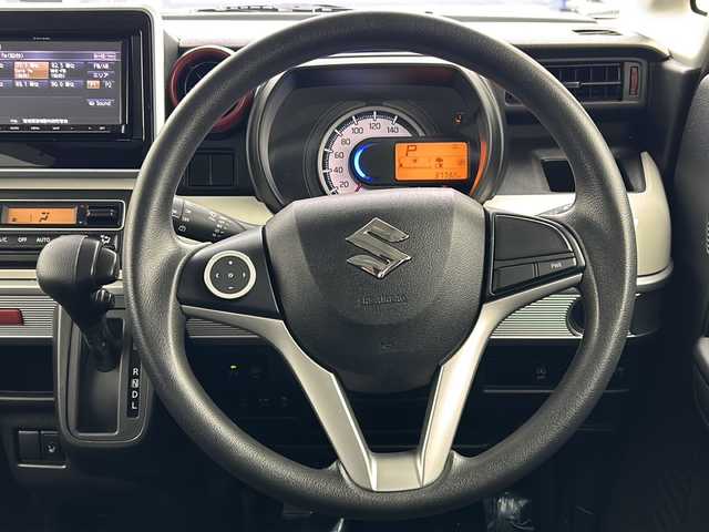 スズキ スペーシア HYBRID X 宮城県 2018(平30)年 3.8万km ピュアホワイトパール/ブラック2トーン 純正SDナビ/・BT接続/フルセグTV/・USB入力/AM/FM/両側パワースライドドア/デュアルセンサーブレーキサポート/運転席・助手席・サイドエアバッグ/ヘッドライトレベライザー/純正フロアマット/車外バックカメラ/運転席シートヒーター/後席バイザー/ルーフレール/後方クリアランスソナー