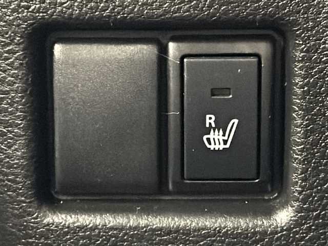 スズキ スペーシア HYBRID X 宮城県 2018(平30)年 3.8万km ピュアホワイトパール/ブラック2トーン 純正SDナビ/・BT接続/フルセグTV/・USB入力/AM/FM/両側パワースライドドア/デュアルセンサーブレーキサポート/運転席・助手席・サイドエアバッグ/ヘッドライトレベライザー/純正フロアマット/車外バックカメラ/運転席シートヒーター/後席バイザー/ルーフレール/後方クリアランスソナー