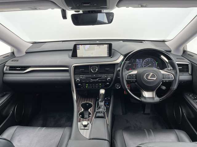 レクサス ＲＸ 300 バージョンL 愛知県 2018(平30)年 3.7万km ソニッククォーツ 純正12.4型ナビ/三眼LEDヘッドライト/全方位カメラ/レーダークルーズコントロール/シートヒーター　全席/エアシート/バックカメラ/電動リアゲート/パワーシート/ヘッドアップディスプレイ/コーナーセンサー/純正アルミホイール/ETC2.0/ブラインドスポットモニター/ステアリングヒーター/オートマチックハイビーム/ドライブレコーダー/衝突軽減システム/フルセグ/CD DVD/Bluetooth/ステアリングスイッチ/スマートキー/プッシュスタート