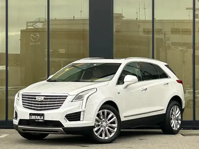 キャデラック ＸＴ５ Ｘオーバー プラチナム 石川県 2018(平30)年 2.3万km 白 ４WD/ディスプレイオーディオ/（BT／AM／FM）/社外オーディオ　/（BOSE）/全周囲方位カメラ/本革シート/パワーシート（運転席＋助手席）/シートヒーター（全席）/エアシート（前席）/シートメモリー（運転席）/ステアリングスイッチ/サンルーフ/クルーズコントロール/LEDヘッドライト/オートマチックハイビーム/ドライブレコーダー（前後）/ETC/スマートキー