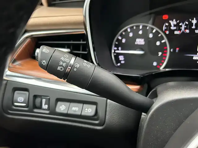 キャデラック ＸＴ５ Ｘオーバー プラチナム 石川県 2018(平30)年 2.3万km 白 ４WD/ディスプレイオーディオ/（BT／AM／FM）/社外オーディオ　/（BOSE）/全周囲方位カメラ/本革シート/パワーシート（運転席＋助手席）/シートヒーター（全席）/エアシート（前席）/シートメモリー（運転席）/ステアリングスイッチ/サンルーフ/クルーズコントロール/LEDヘッドライト/オートマチックハイビーム/ドライブレコーダー（前後）/ETC/スマートキー