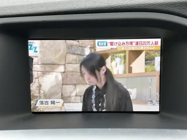 ボルボ Ｖ６０ T4 Rデザイン 宮城県 2013(平25)年 8.9万km 黒 /純正HDDナビ//CD/DVD/BT/USB/ipod/フルセグテレビ//バックカメラ//ブラウンレザーシート//前席パワーシート/シートヒーター//クルーズコントロール//ETC//HID//リモコンキーx2