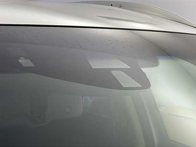 ホンダ ヴェゼル ハイブリッド Z 栃木県 2015(平27)年 9.1万km ホワイトオーキッドパール 禁煙車/衝突軽減ブレーキ/クルーズコントロール/社外メモリーナビ/・フルセグ/AM/FM/CD/DVD/BT/HDMI/バックカメラ/前側ドライブレコーダ―/ETC/前席シートヒーター/電動パーキング/LEDヘッドライト/オートライト/フォグランプ/パドルシフト/17インチ純正AW/純正フロアマット/スペアキー/取扱説明書/保証書