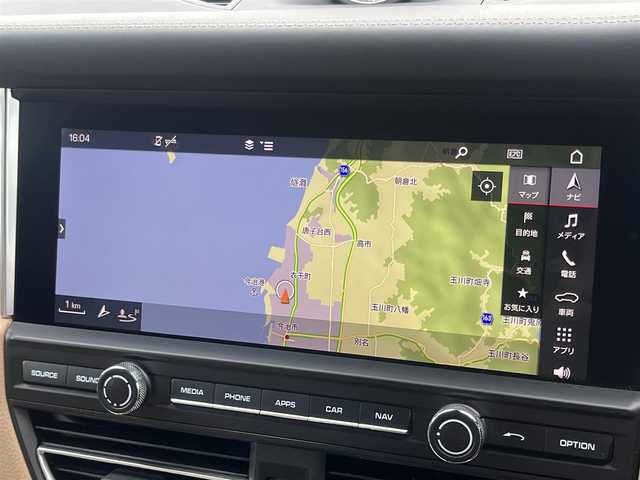 ポルシェ マカン GTS 愛媛県 2022(令4)年 2.4万km グレー 純正ナビ/BT/AM・FM/CD/DVD/フルセグ/前方ドライブレコーダー/ETC2.0/全方位カメラ/前席パワーシート/全席シートヒーター/追従型クルーズコントロール/純正アルミホイール/純正フロアマット/フルタイム４WD/LEDヘッドライト