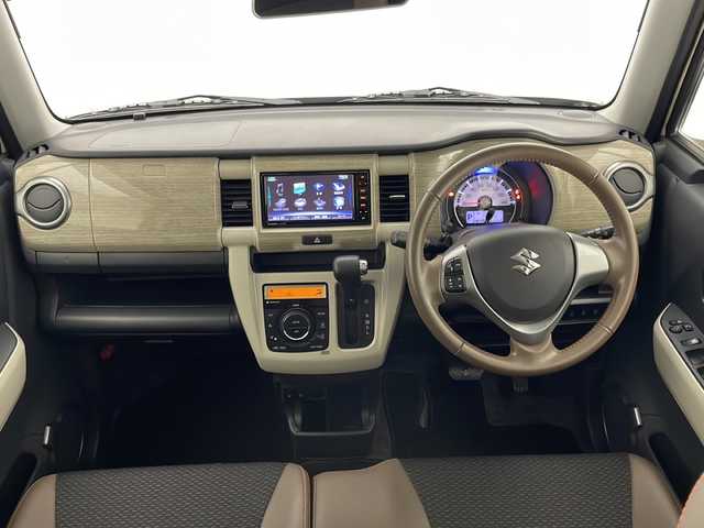 スズキ ハスラー ワンダラー 宮崎県 2019(平31)年 3.5万km シフォンアイボリーメタリック/ウッディブラウン2トーンルーフ 禁煙車/社外ナビTV/（CN-RZ743W/CD/DVD/Bluetooth/FMAM/フルセグTV)/純正ビルトインETC/純正ドライブレコーダー/純正キセノンオートライト/純正フォグ/純正セキュリティアラーム/純正フロアマット/レーンディパーチャーアラート/前席シートヒーター/ハーフレザーシート/オートエアコン/本革巻ハンドル/スマートキー/プッシュエンジンスタート/新車時保証書/取扱い説明書