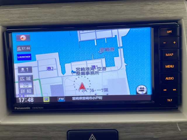 スズキ ハスラー ワンダラー 宮崎県 2019(平31)年 3.5万km シフォンアイボリーメタリック/ウッディブラウン2トーンルーフ 禁煙車/社外ナビTV/（CN-RZ743W/CD/DVD/Bluetooth/FMAM/フルセグTV)/純正ビルトインETC/純正ドライブレコーダー/純正キセノンオートライト/純正フォグ/純正セキュリティアラーム/純正フロアマット/レーンディパーチャーアラート/前席シートヒーター/ハーフレザーシート/オートエアコン/本革巻ハンドル/スマートキー/プッシュエンジンスタート/新車時保証書/取扱い説明書