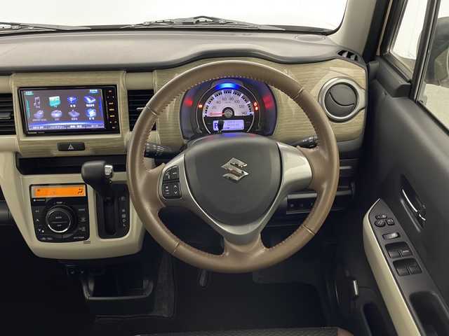 スズキ ハスラー ワンダラー 宮崎県 2019(平31)年 3.5万km シフォンアイボリーメタリック/ウッディブラウン2トーンルーフ 禁煙車/社外ナビTV/（CN-RZ743W/CD/DVD/Bluetooth/FMAM/フルセグTV)/純正ビルトインETC/純正ドライブレコーダー/純正キセノンオートライト/純正フォグ/純正セキュリティアラーム/純正フロアマット/レーンディパーチャーアラート/前席シートヒーター/ハーフレザーシート/オートエアコン/本革巻ハンドル/スマートキー/プッシュエンジンスタート/新車時保証書/取扱い説明書