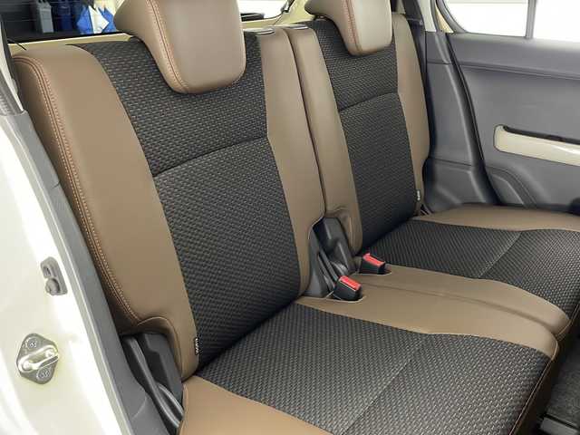 スズキ ハスラー ワンダラー 宮崎県 2019(平31)年 3.5万km シフォンアイボリーメタリック/ウッディブラウン2トーンルーフ 禁煙車/社外ナビTV/（CN-RZ743W/CD/DVD/Bluetooth/FMAM/フルセグTV)/純正ビルトインETC/純正ドライブレコーダー/純正キセノンオートライト/純正フォグ/純正セキュリティアラーム/純正フロアマット/レーンディパーチャーアラート/前席シートヒーター/ハーフレザーシート/オートエアコン/本革巻ハンドル/スマートキー/プッシュエンジンスタート/新車時保証書/取扱い説明書