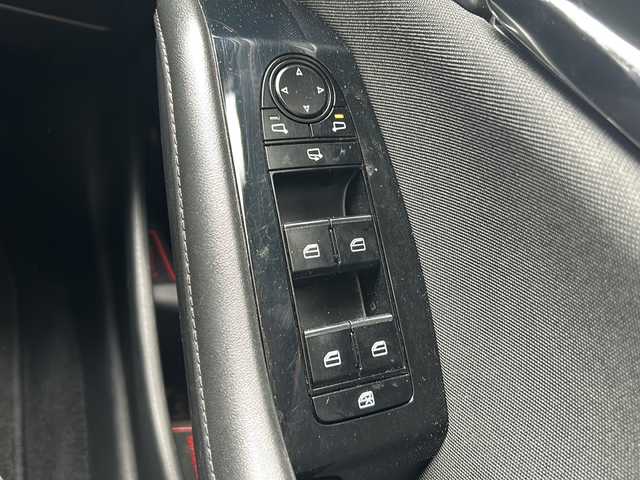 マツダ マツダ３ファストバック 20S プロアクティブ 静岡県 2020(令2)年 3.8万km マシーングレープレミアムM 純正ナビ/・FM/AM/・Bluetooth/・USB/・HDMI/主要装備/・ドライブレコーダー/・ＥＴＣ/・追従機能付クルーズコントロール/・ヘッドアップディスプレイ/・パドルシフト/・ＭＴモード付ＡＴ/・アイドリングストップ/・コーナーセンサー/・ブラインドスポットモニタリング/・レーンキープアシスト/・スマートブレーキサポート/・左右独立温度調整オートエアコン