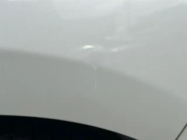 トヨタ プリウス A 岡山県 2019(平31)年 2.7万km ホワイトパールクリスタルシャイン 登録時走行距離26517km/ワンオーナー/純正9インチナビ/フルセグTV(AM/FM/CD/DVD/Bluetooth)/バックカメラ/ビルトインETC/ドライブレコーダー/ヘッドアップディスプレイ/トヨタセーフティセンス/・ブラインドスポットモニター/・レーダークルーズコントロール/・アドバンストパーク/・プリクラッシュセーフティ/・オートマチックハイビーム/・レーントレーシングアシスト/純正フロアマット/15インチ純正AW/レーダー探知機/プッシュスタート/スマートキー×2