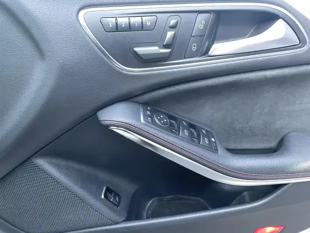 メルセデス・ベンツ ＣＬＡ１８０ Sブレイク　スポーツ 香川県 2016(平28)年 7.9万km カルサイトホワイト 純正ナビ/Bカメラ/前純正ドライブレコーダー/オートライト/パワーバックドア/ハーフレザーシート/前席シートヒーター/運転席パワーシート//レーダーセーフティーパッケージ/純正18インチAW