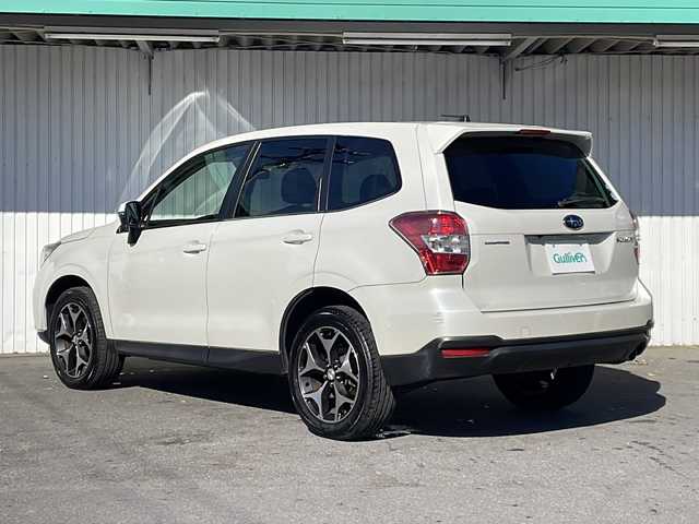 スバル フォレスター 2．0i－S アイサイト 長野県 2013(平25)年 6万km サテンホワイトパール ４WD/アイサイト/ブラックレザーシート/HDDナビフルセグＴＶ/バックカメラ/ＥＴＣ/パワーバックドア/シートヒーター/パワーシート/プッシュスタート/純正アルミ付き冬タイヤ積込/保証書/スペアキー