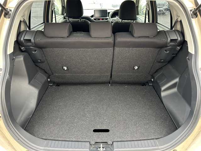 ダイハツ ロッキー X 栃木県 2024(令6)年 2.8万km ナチュラルベージュマイカM ディスプレイオーディオ/バックカメラ/フルセグＴＶ/Ｂｌｕｅｔｏｏｔｈ/ＭＴ付ＡＴ/ＬＥＤライト/オートライト/純正アルミホイール/純正フロアマット/コーナーセンサー/スペアキー/オートエアコン/ABS/横滑り防止機能/盗難防止装置/衝突被害軽減システム