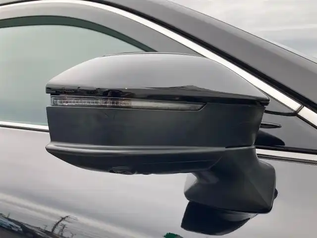 トヨタ クラウン スポーツ Z 静岡県 2023(令5)年 5.7万km ブラック Toyota Safety Sense/純正12.3インチコネクティッドナビ/　AM FM Bluetooth USB AppleCarPlay AndroidAuto/フルセグTV/ビルトインETC2.0/録画機能付きデジタルインナーミラー/レーダークルーズコントロール/LEDオートヘッドランプ/ブラックレザーシート/パワーシート(前席)/パワーイージーアクセスシステム/シートヒーター/シートベンチレーション(前席)/パワーバックドア/ステアリングヒーター/純正2インチアルミホイール/カラーヘッドアップディスプレイ/おくだけ充電(縦置き)/AC100Vソケット/メーカーオプションパノラマルーフ/アラウンドビューモニター