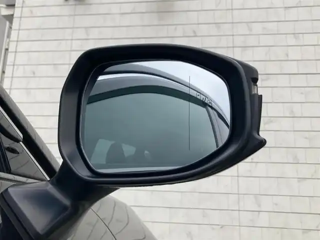 トヨタ クラウン スポーツ Z 静岡県 2023(令5)年 5.7万km ブラック Toyota Safety Sense/純正12.3インチコネクティッドナビ/　AM FM Bluetooth USB AppleCarPlay AndroidAuto/フルセグTV/ビルトインETC2.0/録画機能付きデジタルインナーミラー/レーダークルーズコントロール/LEDオートヘッドランプ/ブラックレザーシート/パワーシート(前席)/パワーイージーアクセスシステム/シートヒーター/シートベンチレーション(前席)/パワーバックドア/ステアリングヒーター/純正2インチアルミホイール/カラーヘッドアップディスプレイ/おくだけ充電(縦置き)/AC100Vソケット/メーカーオプションパノラマルーフ/アラウンドビューモニター