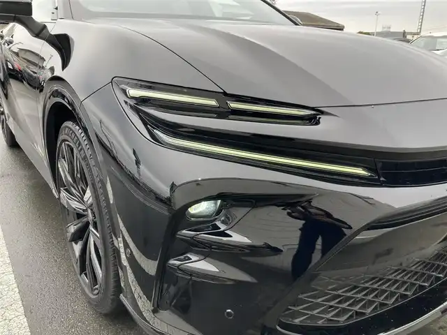 トヨタ クラウン スポーツ Z 静岡県 2023(令5)年 5.7万km ブラック Toyota Safety Sense/純正12.3インチコネクティッドナビ/　AM FM Bluetooth USB AppleCarPlay AndroidAuto/フルセグTV/ビルトインETC2.0/録画機能付きデジタルインナーミラー/レーダークルーズコントロール/LEDオートヘッドランプ/ブラックレザーシート/パワーシート(前席)/パワーイージーアクセスシステム/シートヒーター/シートベンチレーション(前席)/パワーバックドア/ステアリングヒーター/純正2インチアルミホイール/カラーヘッドアップディスプレイ/おくだけ充電(縦置き)/AC100Vソケット/メーカーオプションパノラマルーフ/アラウンドビューモニター