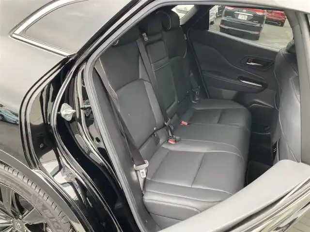 トヨタ クラウン スポーツ Z 静岡県 2023(令5)年 5.7万km ブラック Toyota Safety Sense/純正12.3インチコネクティッドナビ/　AM FM Bluetooth USB AppleCarPlay AndroidAuto/フルセグTV/ビルトインETC2.0/録画機能付きデジタルインナーミラー/レーダークルーズコントロール/LEDオートヘッドランプ/ブラックレザーシート/パワーシート(前席)/パワーイージーアクセスシステム/シートヒーター/シートベンチレーション(前席)/パワーバックドア/ステアリングヒーター/純正2インチアルミホイール/カラーヘッドアップディスプレイ/おくだけ充電(縦置き)/AC100Vソケット/メーカーオプションパノラマルーフ/アラウンドビューモニター