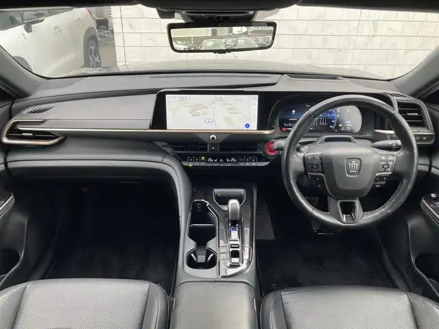 トヨタ クラウン スポーツ Z 静岡県 2023(令5)年 5.7万km ブラック Toyota Safety Sense/純正12.3インチコネクティッドナビ/　AM FM Bluetooth USB AppleCarPlay AndroidAuto/フルセグTV/ビルトインETC2.0/録画機能付きデジタルインナーミラー/レーダークルーズコントロール/LEDオートヘッドランプ/ブラックレザーシート/パワーシート(前席)/パワーイージーアクセスシステム/シートヒーター/シートベンチレーション(前席)/パワーバックドア/ステアリングヒーター/純正2インチアルミホイール/カラーヘッドアップディスプレイ/おくだけ充電(縦置き)/AC100Vソケット/メーカーオプションパノラマルーフ/アラウンドビューモニター