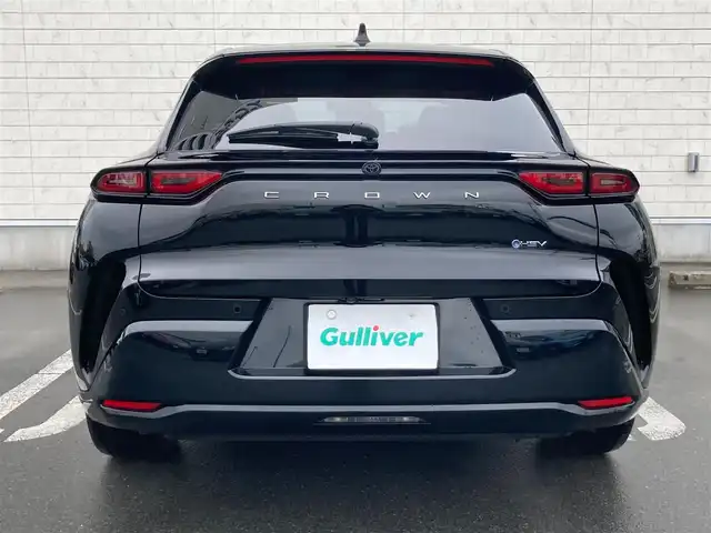 トヨタ クラウン スポーツ Z 静岡県 2023(令5)年 5.7万km ブラック Toyota Safety Sense/純正12.3インチコネクティッドナビ/　AM FM Bluetooth USB AppleCarPlay AndroidAuto/フルセグTV/ビルトインETC2.0/録画機能付きデジタルインナーミラー/レーダークルーズコントロール/LEDオートヘッドランプ/ブラックレザーシート/パワーシート(前席)/パワーイージーアクセスシステム/シートヒーター/シートベンチレーション(前席)/パワーバックドア/ステアリングヒーター/純正2インチアルミホイール/カラーヘッドアップディスプレイ/おくだけ充電(縦置き)/AC100Vソケット/メーカーオプションパノラマルーフ/アラウンドビューモニター