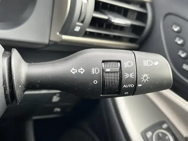 レクサス ＲＣ 300h Fスポーツ 奈良県 2016(平28)年 6.5万km ヒートブルーコントラストレイヤリング 純正ナビ/（フルセグ/BT/CD/DVD）/レーダークルーズコントロール/バックカメラ/パドルシフト/ブラインドスポットモニター/前後コーナーセンサー/衝突軽減システム/レーンキープアシスト/運転席メモリーシート/前席パワーシート/ブラックレザーシート/前席シートヒーター/エアーシート/LEDヘッドライト/ETC/純正19インチAW