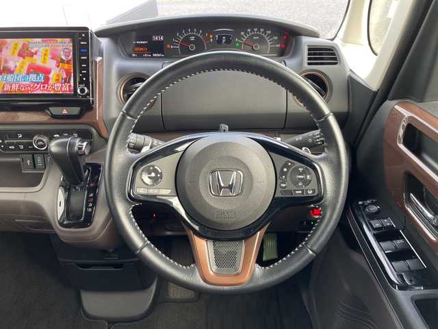 ホンダ Ｎ ＢＯＸ G･Lターボ Hセンシング カッパーブラウンスタイル 千葉県 2019(令1)年 4.6万km パールⅡ 純正8インチナビ/(フルセグTV/BT/CD/DVD/FM/AM)/衝突被害軽減システム/車線逸脱警報/バックカメラ/追従式クルーズコントロール/両側パワースライドドア/横滑り防止装置/ETC/アイドリングストップ/LEDヘッドライト/オートライト/ウィンカーミラー/電動格納ミラー/シートリフター/プッシュスタート/スマートキー/フロアマット/保証書