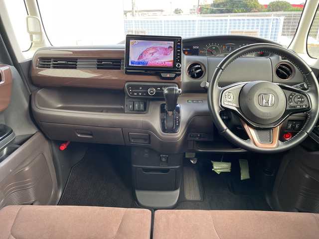 ホンダ Ｎ ＢＯＸ G･Lターボ Hセンシング カッパーブラウンスタイル 千葉県 2019(令1)年 4.6万km パールⅡ 純正8インチナビ/(フルセグTV/BT/CD/DVD/FM/AM)/衝突被害軽減システム/車線逸脱警報/バックカメラ/追従式クルーズコントロール/両側パワースライドドア/横滑り防止装置/ETC/アイドリングストップ/LEDヘッドライト/オートライト/ウィンカーミラー/電動格納ミラー/シートリフター/プッシュスタート/スマートキー/フロアマット/保証書