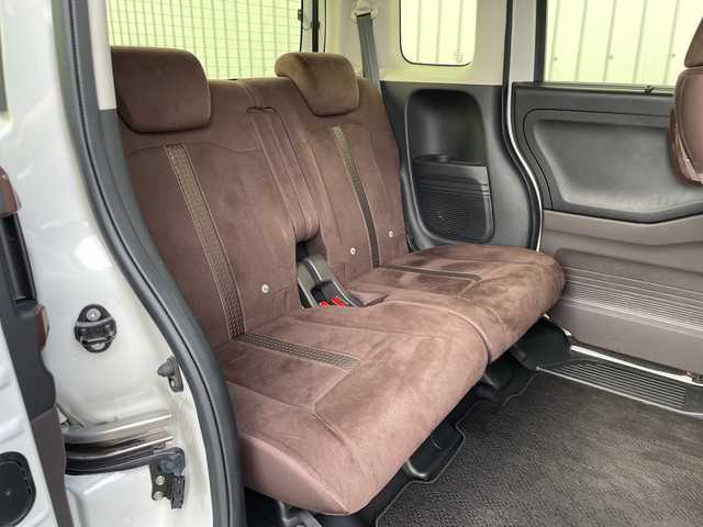 ホンダ Ｎ ＢＯＸ G･Lターボ Hセンシング カッパーブラウンスタイル 千葉県 2019(令1)年 4.6万km パールⅡ 純正8インチナビ/(フルセグTV/BT/CD/DVD/FM/AM)/衝突被害軽減システム/車線逸脱警報/バックカメラ/追従式クルーズコントロール/両側パワースライドドア/横滑り防止装置/ETC/アイドリングストップ/LEDヘッドライト/オートライト/ウィンカーミラー/電動格納ミラー/シートリフター/プッシュスタート/スマートキー/フロアマット/保証書