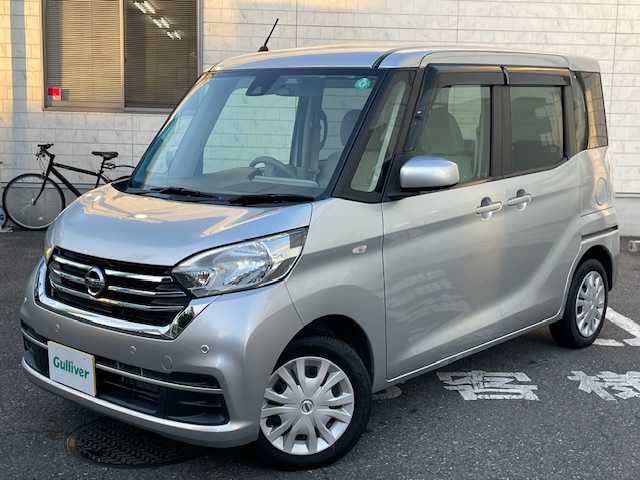 日産 デイズ ルークス S 埼玉県 2018(平30)年 0.6万km スターリングシルバーM ワンオーナー/純正SDナビ/　DTV/CD/DVD/SD/SD REC/BT/AUX/クリアランスソナー/バックカメラ/ドライブレコーダー(型：DJ4-D)/インテリジェントエマージェンシーブレーキ/アイドリングストップ/横滑り防止機能/リモコンキー/純正フロアマット