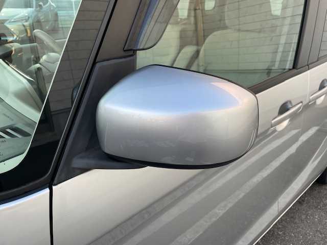 日産 デイズ ルークス S 埼玉県 2018(平30)年 0.6万km スターリングシルバーM ワンオーナー/純正SDナビ/　DTV/CD/DVD/SD/SD REC/BT/AUX/クリアランスソナー/バックカメラ/ドライブレコーダー(型：DJ4-D)/インテリジェントエマージェンシーブレーキ/アイドリングストップ/横滑り防止機能/リモコンキー/純正フロアマット