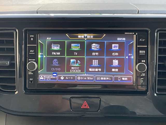 日産 デイズ ルークス S 埼玉県 2018(平30)年 0.6万km スターリングシルバーM ワンオーナー/純正SDナビ/　DTV/CD/DVD/SD/SD REC/BT/AUX/クリアランスソナー/バックカメラ/ドライブレコーダー(型：DJ4-D)/インテリジェントエマージェンシーブレーキ/アイドリングストップ/横滑り防止機能/リモコンキー/純正フロアマット
