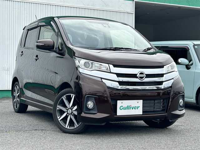 日産 デイズ ハイウェイスターG 長崎県 2016(平28)年 4.9万km モカブラウンパール 衝突被害軽減ブレーキ/社外ナビ(AM/FM/BT/フルセグ/HDMI/CD/DVD/ipod)/全方位カメラ/ETC/スマートキー/横滑り防止装置/スペアキー/オートライト/オートマチックハイビーム/純正アルミホイール/社外フロアマット/ABS/AAC