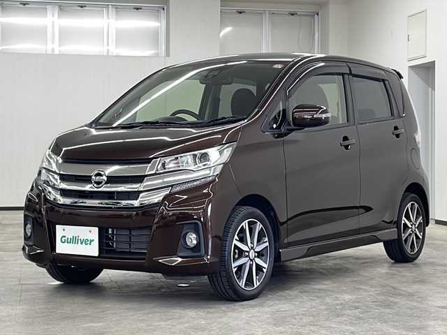 日産 デイズ ハイウェイスターG 長崎県 2016(平28)年 4.9万km モカブラウンパール 衝突被害軽減ブレーキ/社外ナビ(AM/FM/BT/フルセグ/HDMI/CD/DVD/ipod)/全方位カメラ/ETC/スマートキー/横滑り防止装置/スペアキー/オートライト/オートマチックハイビーム/純正アルミホイール/社外フロアマット/ABS/AAC