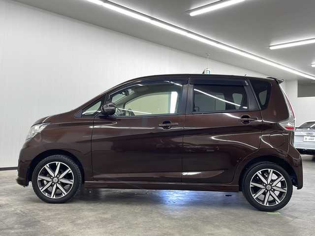 日産 デイズ ハイウェイスターG 長崎県 2016(平28)年 4.9万km モカブラウンパール 衝突被害軽減ブレーキ/社外ナビ(AM/FM/BT/フルセグ/HDMI/CD/DVD/ipod)/全方位カメラ/ETC/スマートキー/横滑り防止装置/スペアキー/オートライト/オートマチックハイビーム/純正アルミホイール/社外フロアマット/ABS/AAC