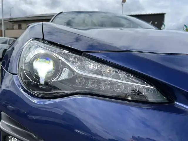 トヨタ ８６ GT 宮城県 2018(平30)年 6.5万km アズライトブルー 純正ナビ（ＴＶ，ＦＭ，ＡＭ，ＢＴ）//クルーズコントロール//TRD(サイドスカート/リアトランクスポイラー)//ENDLESSサスペンション//ENDLESSキャリパー//社外AW18インチ(ENKEI)//VSC SPORT//プッシュスタート