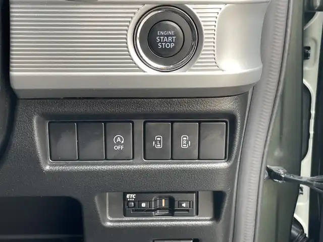 スズキ スペーシア ギア HYBRID XZターボ 東京都 2023(令5)年 1.5万km クールカーキパールメタリック/ガンメタリック2トーン ケンウッドナビ/バックモニター/デュアルカメラブレーキサポート/車線逸脱警報機能/シートヒーター/アダプティブクルーズコントロール/両側電動スライドドア/アイドリングストップ/スマートキー