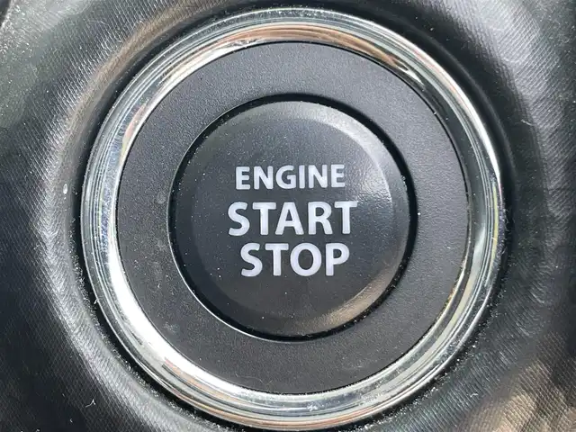 スズキ ハスラー HYBRID X 岡山県 2021(令3)年 4.4万km ブルーイッシュブラックパール3 登録時走行距離 44051km/禁煙車/純正メモリナビ/　【CD/DVD/Bluetooth/フルセグTV/】/全方位カメラ/衝突被害軽減システム（デュアルカメラブレーキサポート）/車線逸脱警報（レーンキープアシスト）/コーナーセンサー/ドライブレコーダー/ビルトインETC/シートヒーター（D・N席）/革巻きステアリング/ステアリングスイッチ/純正LEDヘッドライト/LEDフォグライト/オートライト/プッシュスタート/スマートキー/アイドリングストップ/純正アルミホイール 15インチ/ドアバイザー/ウインカーミラー/電動格納ミラー/純正フロアマット/プライバシーガラス/横滑防止装置/盗難防止装置