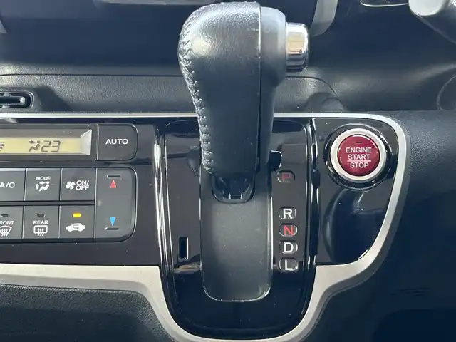 ホンダ Ｎ ＢＯＸ カスタム SSパッケージ 兵庫県 2014(平26)年 7.3万km カトラリーシルバーM 純正SDナビ/Bluetoothオーディオ/USBポート/バックカメラ/ETC/両側パワースライドドア/CTBA/横滑り防止装置/ECONモード/純正フロアマット/スペアキー1本