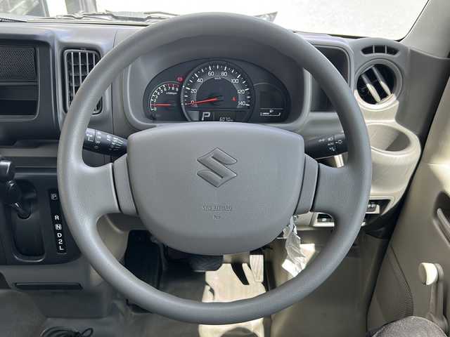 スズキ エブリイ PA 大阪府 2024(令6)年 0.6万km スペリアホワイト ４ＷＤ　衝突軽減ブレーキ　レーンキープ　コーナーセンサー　両側スライドドア　アイドリングストップ