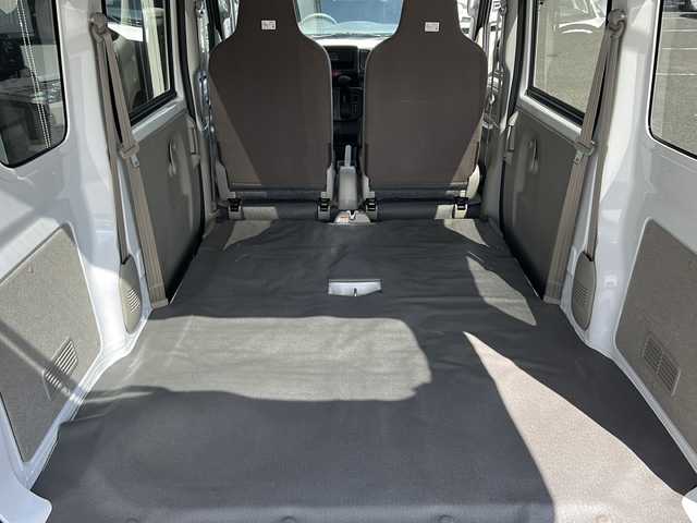 スズキ エブリイ PA 大阪府 2024(令6)年 0.6万km スペリアホワイト ４ＷＤ　衝突軽減ブレーキ　レーンキープ　コーナーセンサー　両側スライドドア　アイドリングストップ