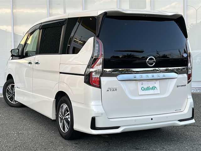 日産 セレナ e－パワー ハイウェイスター V 福岡県 2021(令3)年 5.2万km ブリリアントホワイトパール 純正ディーラー10インチナビ/　（AM/FM/CD/DVD/Blu-ray/SD/SD REC/USB/BT/フルセグ）/純正11インチフリップダウンモニター/プロパイロット/全方位カメラ/純正ドライブレコーダー（前方のみ）/純正ETC/BSM/両側パワースライドドア/ハンズフリースライドドア/電動パーキングブレーキ/オートホールド/インテリジェントルームミラー/後席サンシェード/電格ミラー/社外アルミ付きスタッドレスタイヤ有り（195/65/15)/ステアリングスィッチ/ドアバイザー/オートライト/オートマチックハイビーム/LEDヘッドライト/フォグランプ/プッシュスタート