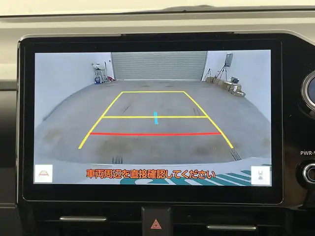 トヨタ ノア ハイブリッド S－Z 岡山県 2022(令4)年 5.3万km ホワイトパールクリスタルシャイン 純正10.5インチディスプレイオーディオ/ナビ/Bluetooth/地デジ/USB/DVD/CD/純正14インチフリップダウンモニター/V14T-R72R/バックカメラ/ビルトインETC2.0/両側パワースライドドア/セーフティセンス /・プリクラッシュセーフティ/・レーンキープアシスト/・オートハイビーム /レーダークルーズコントロール/前後ドラレコ /HDMI接続/AC100V電源/オートホールド /シートヒーター/純正フロアマット